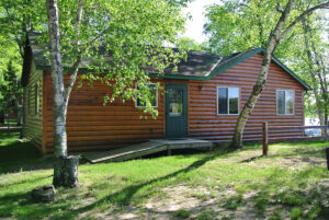 Log Cabin - Exterior - 3 Bedroom Cabin - Upper Cullen Resort